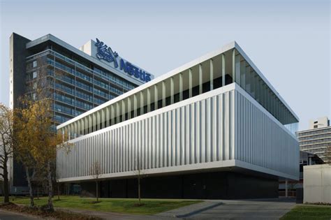 neversa eg frankfurt.